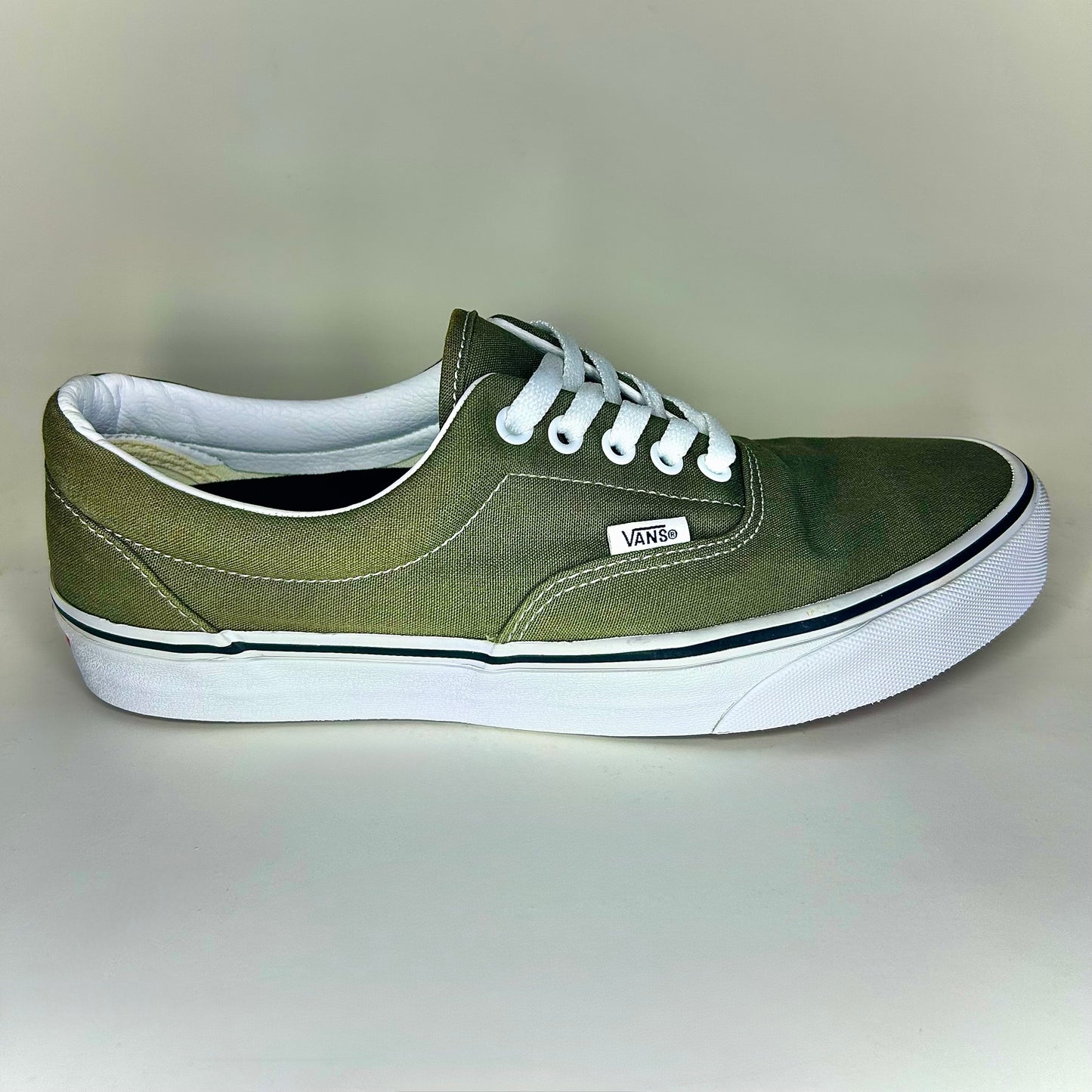 Vans Authentic - Vert Olive - Homme - Taille 9 ou Femme - Taille 10,5